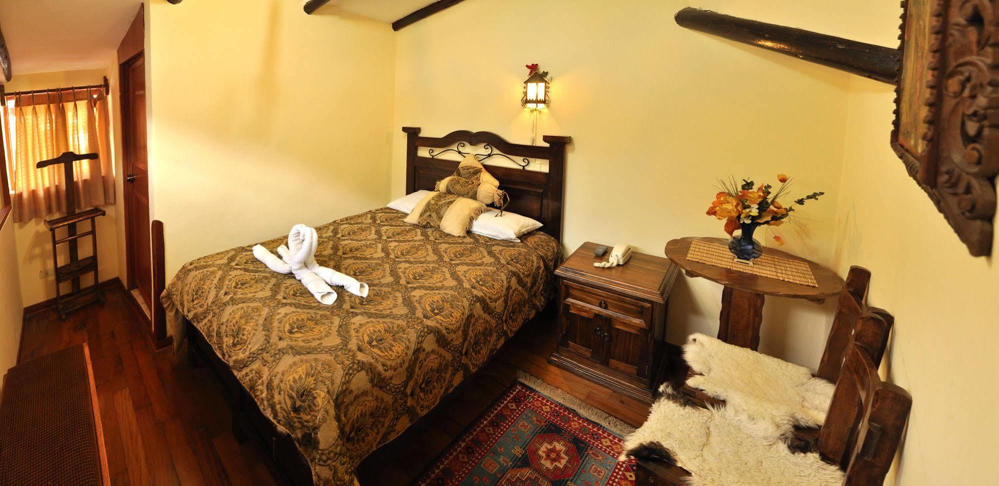 Ayenda Casa Escondida San Cristobal Premium Hotel 2*